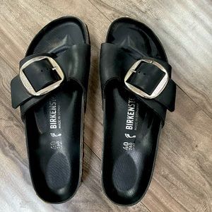 Birkenstock Madrid Big Buckle Size 40 worn only a handful of times!